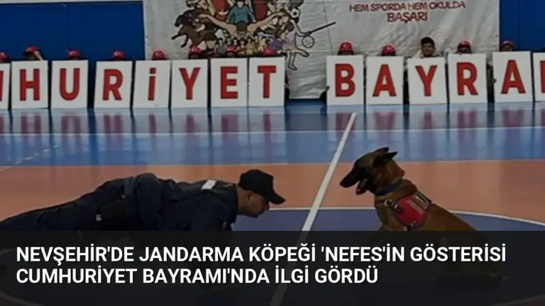 Nevşehir'de Jandarma Köpeği 'Nefes'in Gösterisi Cumhuriyet Bayramı'nda İlgi Gördü